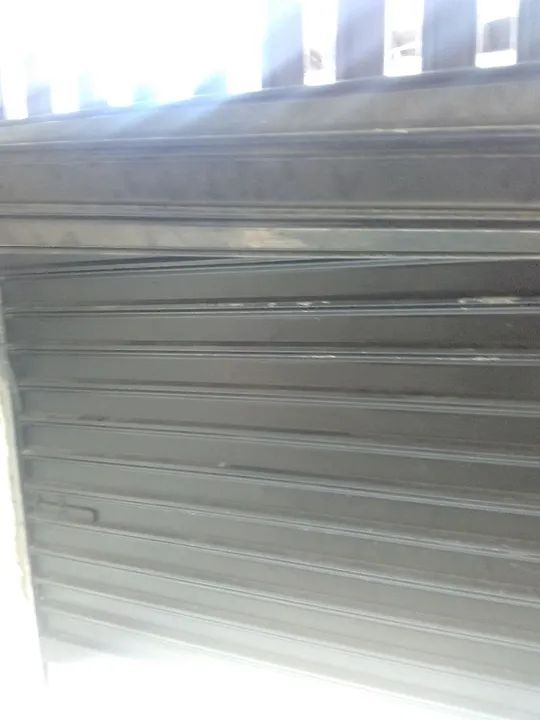 Porta de Aço em ótimo estado