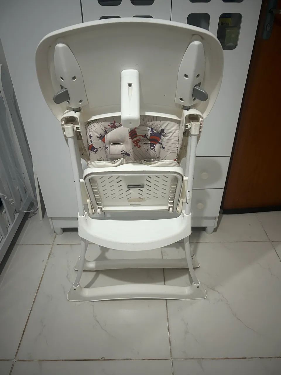 Cadeirinha de alimentação para bebês - Foto 2