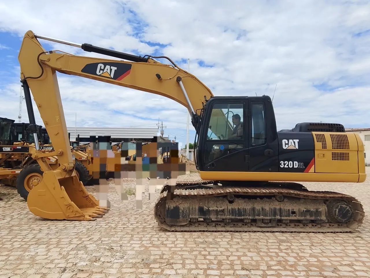 CAT ESCAVADEIRA  - Foto 3