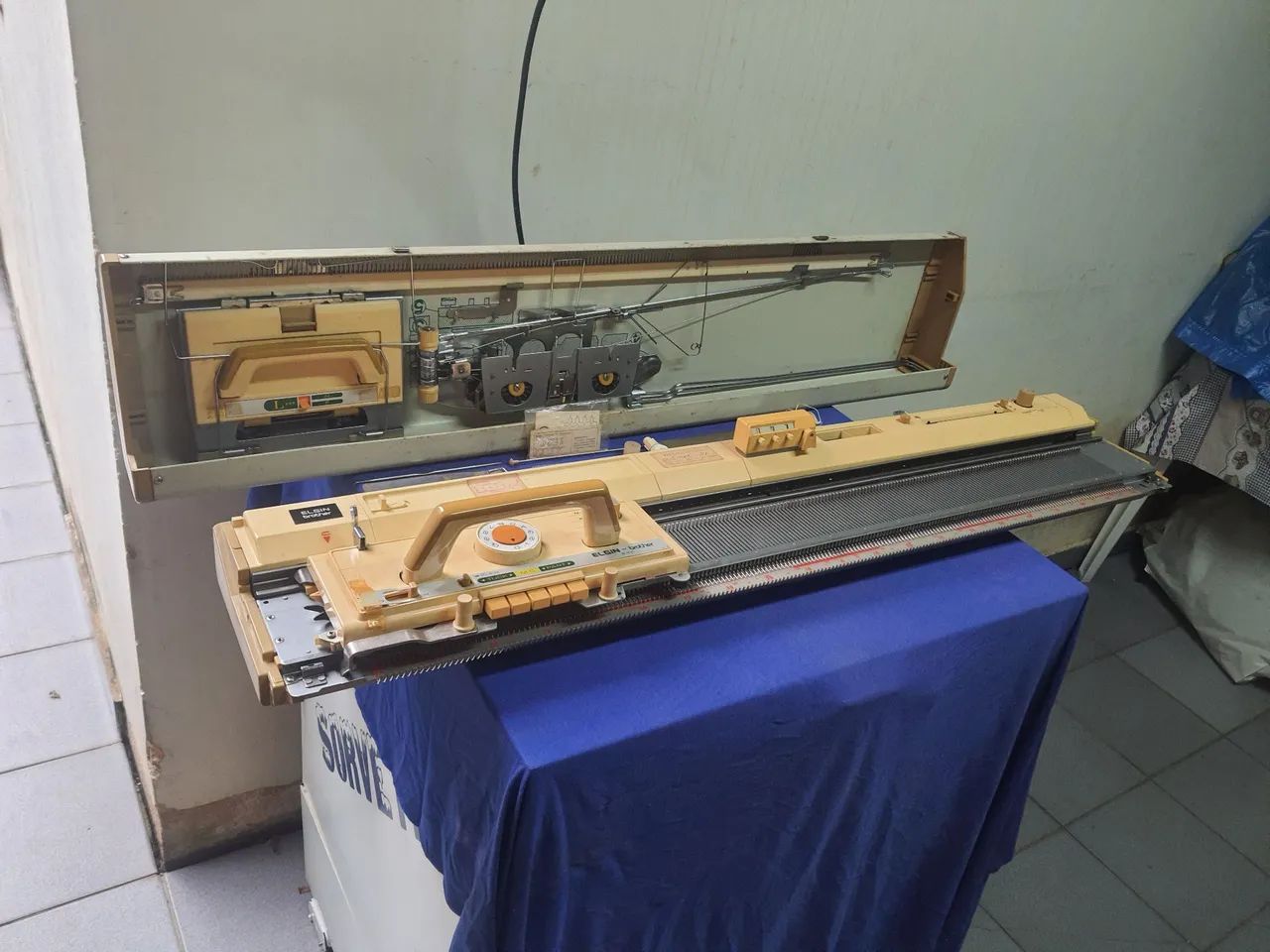 Maquina de tricot elgin brother 830