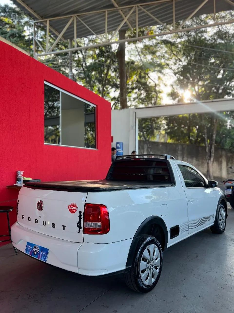 Vendo ou troco por carro de passeio  - Foto 3