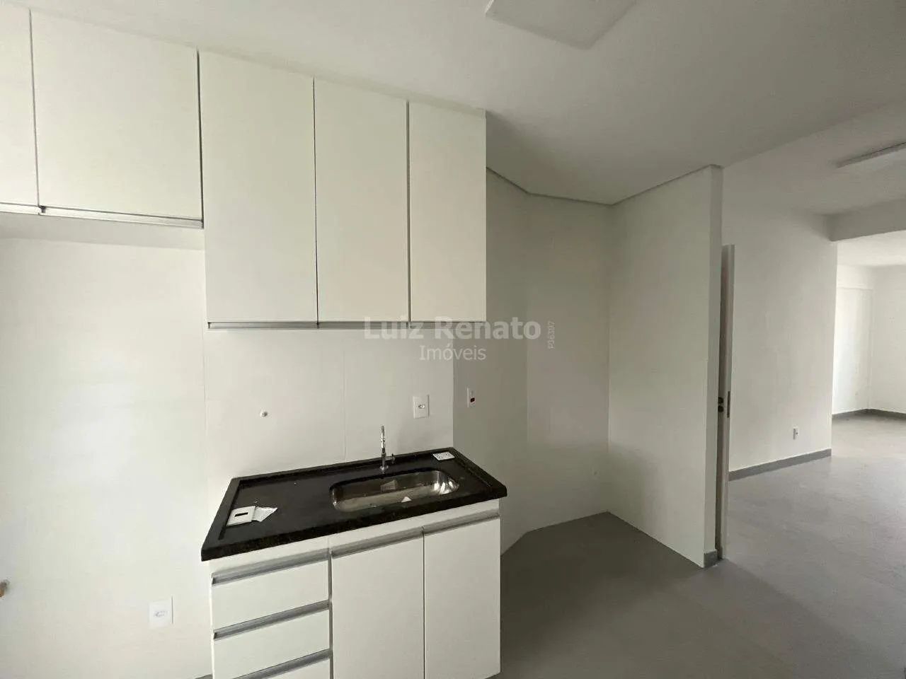 COBERTURA COM 3 QUARTOS E 4 VAGAS PARA LOCAÇÃO NO SION - Foto 3