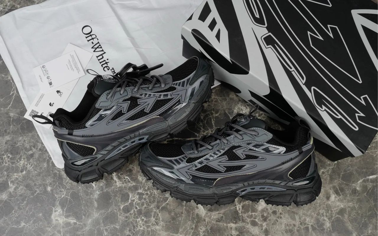 Tênis Off-White Preto e Cinza - Foto 2