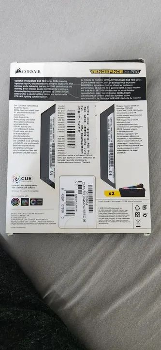 Memória RAM Corsair Vengeance RGB PRO 16GB DDR4 2666MHz - Foto 4