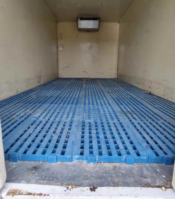 710 Bau Refrigerado 2011 - Foto 4