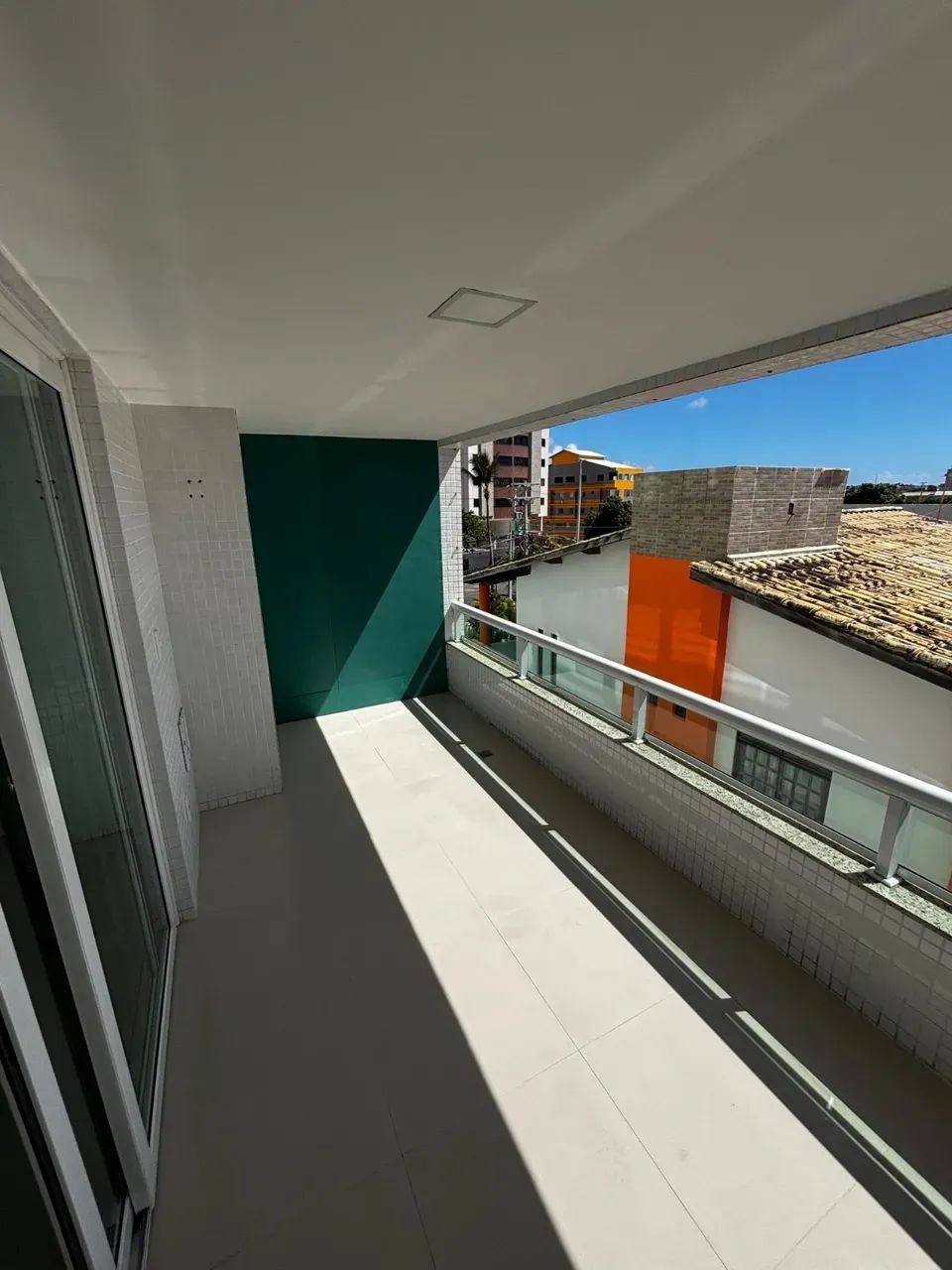 APARTAMENTO NASCENTE 105m² 3 QUARTOS 1 SUÍTE 2 VARANDAS 2 GARAGENS VENDE PIATÃ - Foto 5