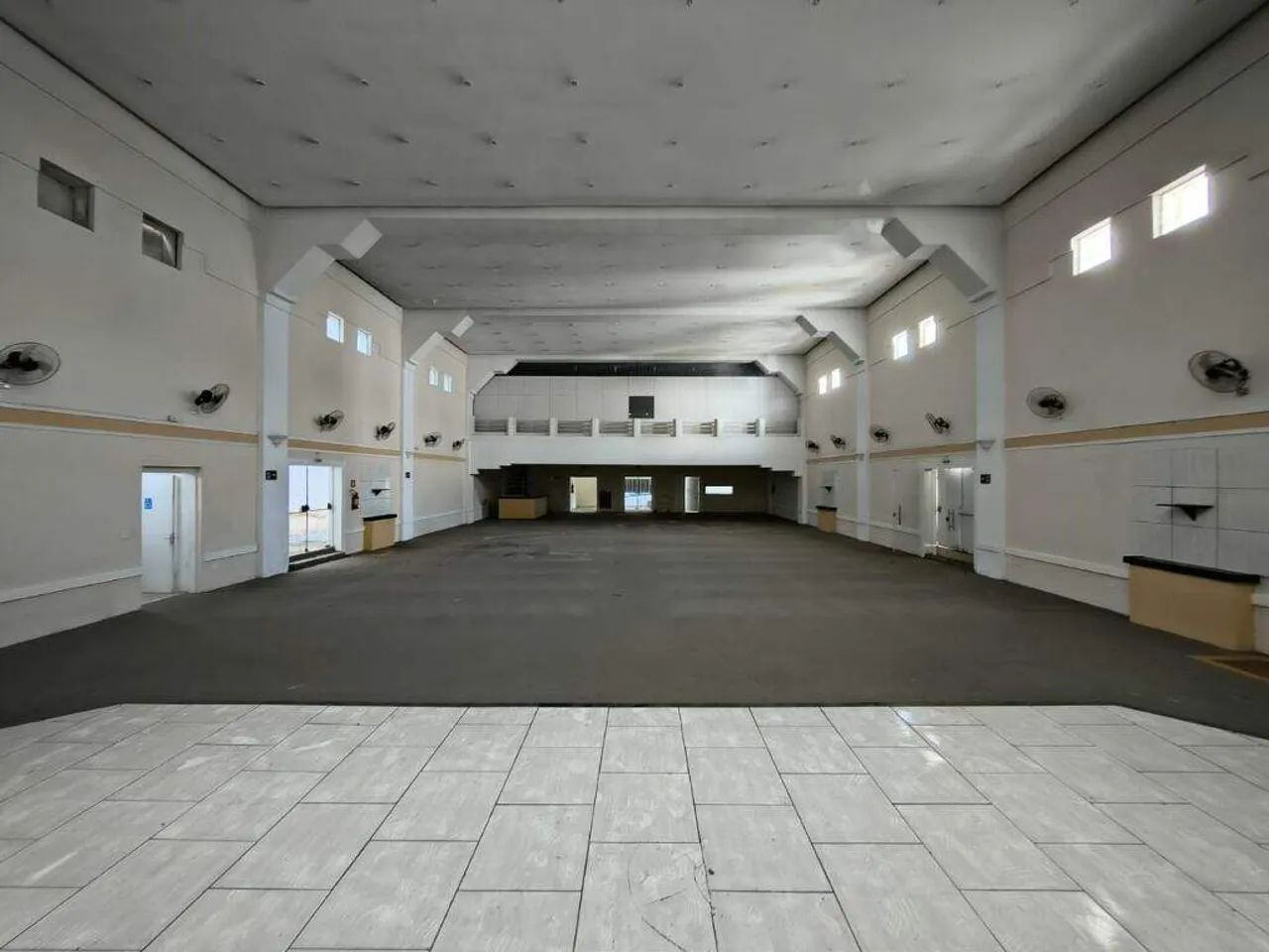 Salão para alugar, 831 m² - Centro - Piracicaba/SP