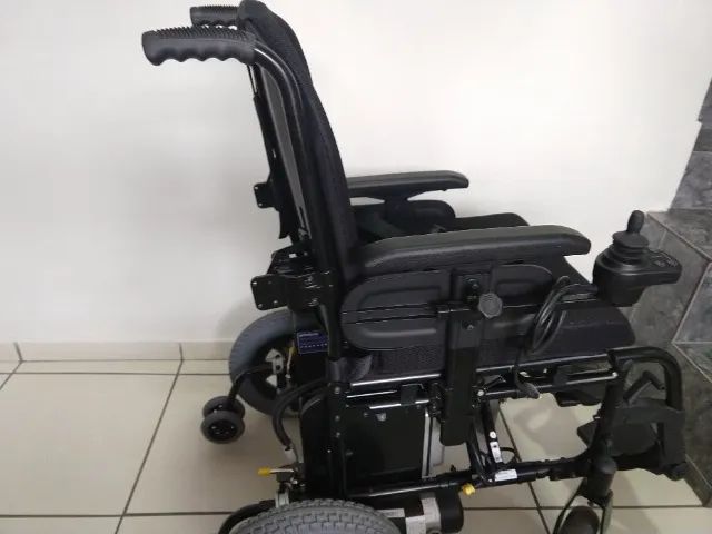 Cadeira de Rodas Motorizada E5 Ortobrás - Foto 2