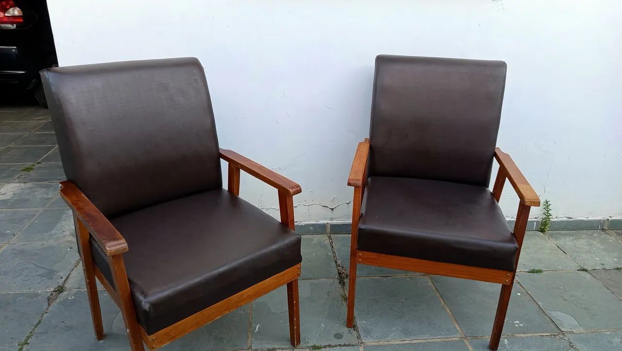 Cadeiras modernas em ambiente interno - Foto 2