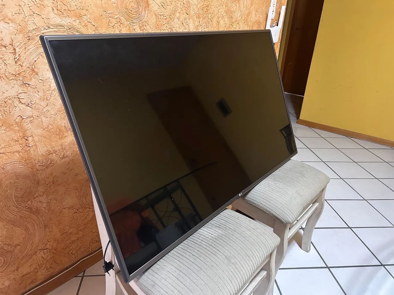 TV LG 50 POLEGADAS - Foto 2