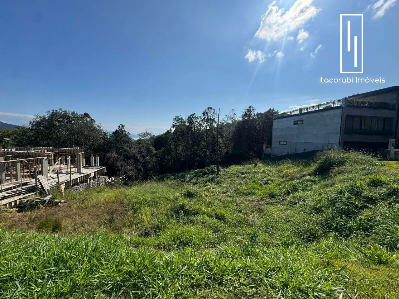 Terreno a venda em Loteamento no Itacorubi