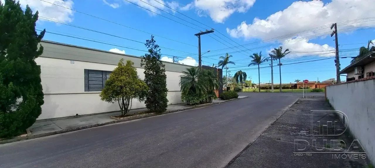 Pavilhão com Aprox. 250m², climatizado - Foto 2