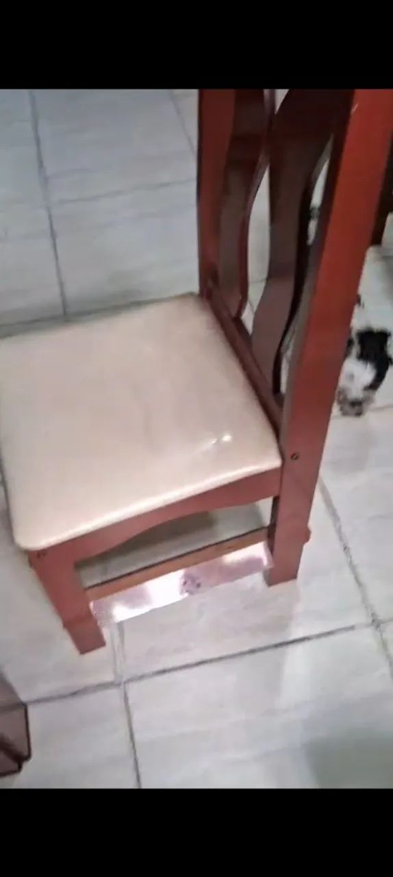 Mesa de sala com 6 cadeiras - Foto 5