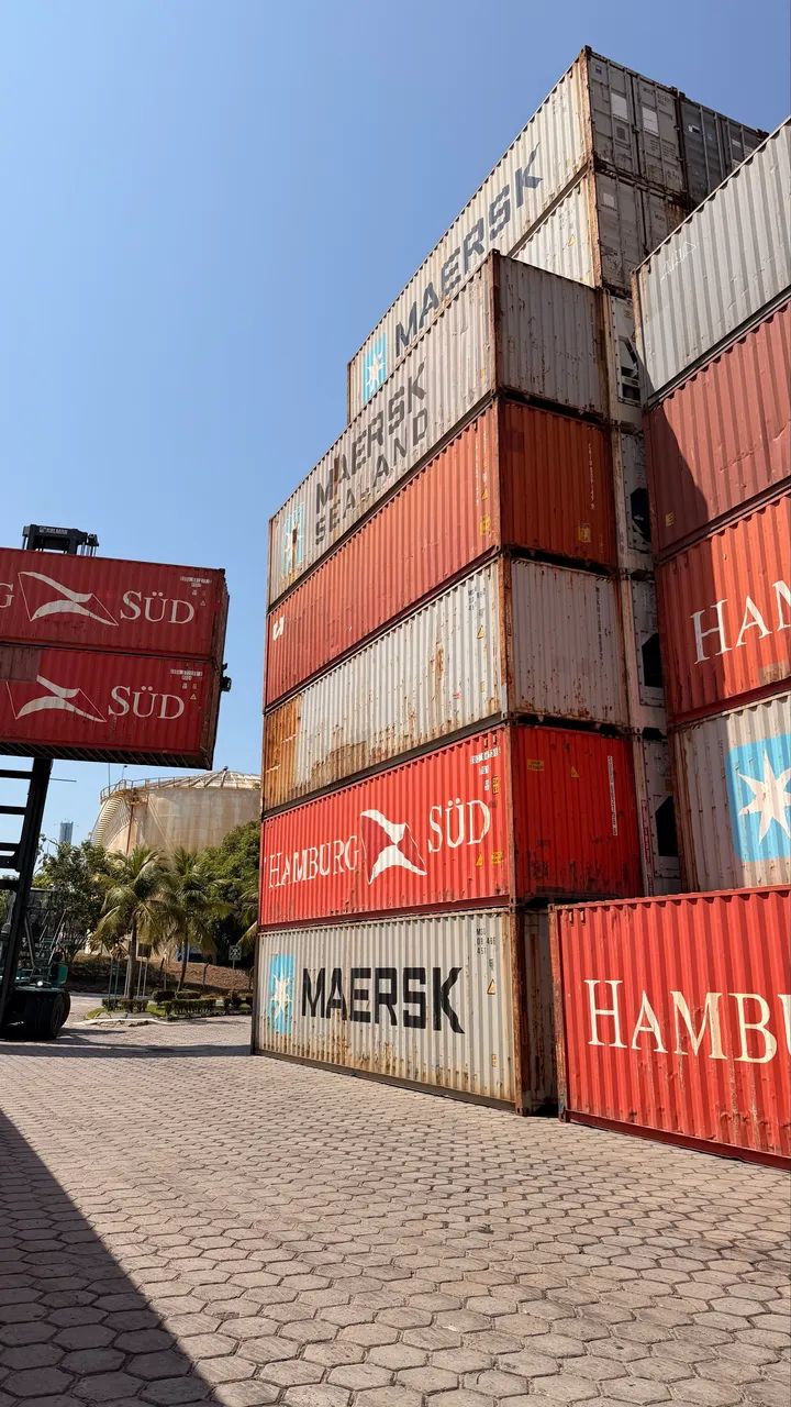 Container 40HC - 12 metros