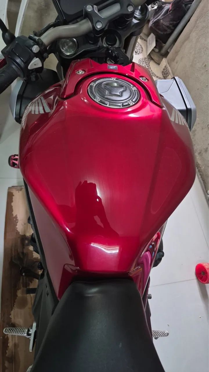 CB 650R - Foto 3