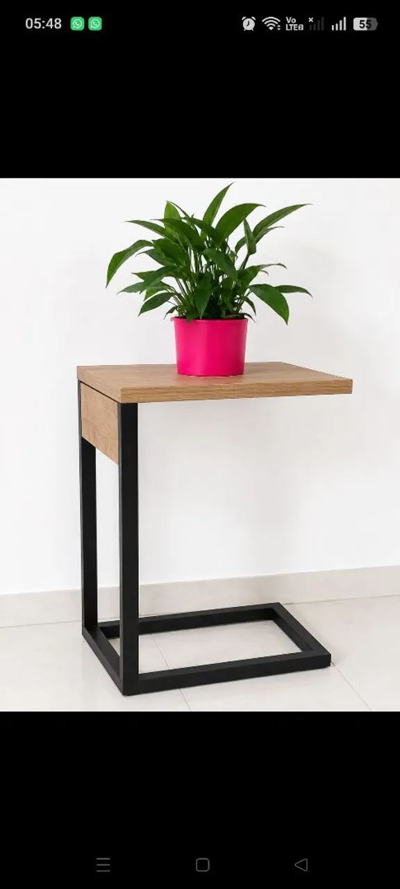 Mesa de canto e apoio para sofá e cama 