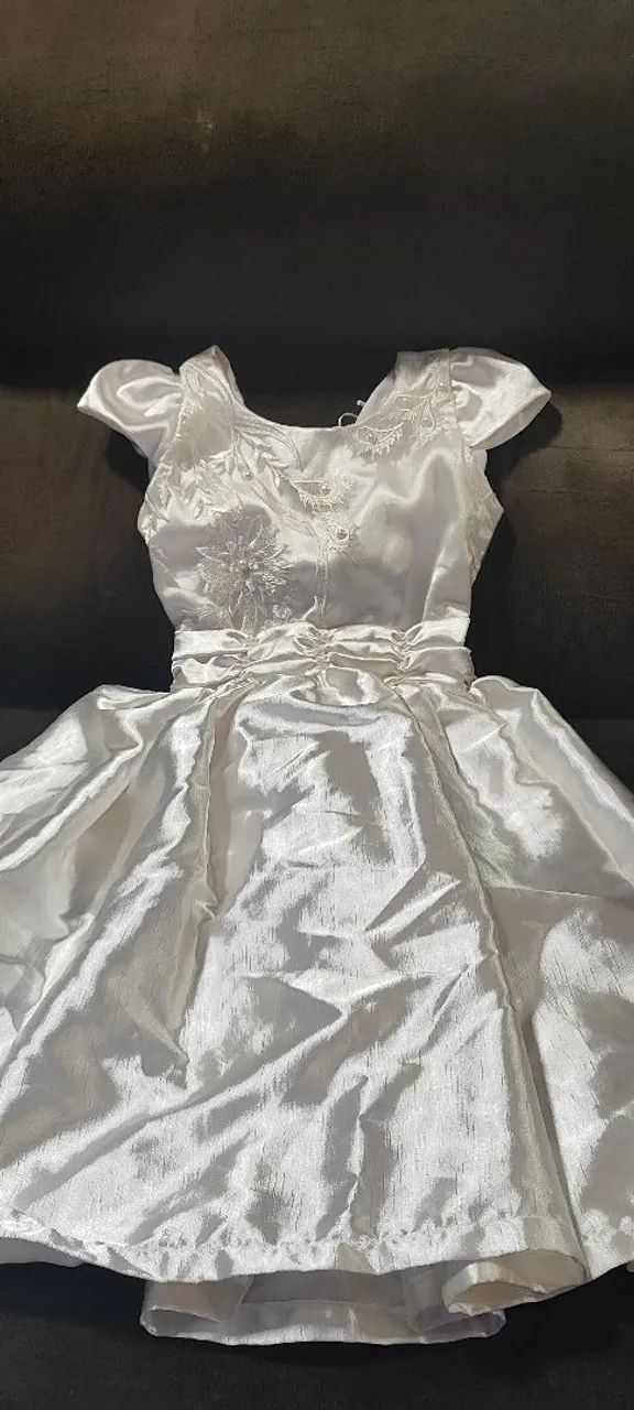 Vestido infantil branco cetim 
