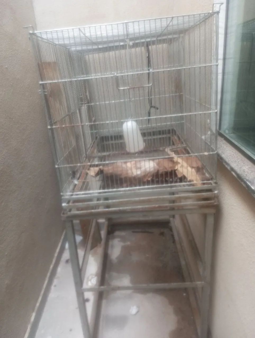 Gaiola grande para passaros 