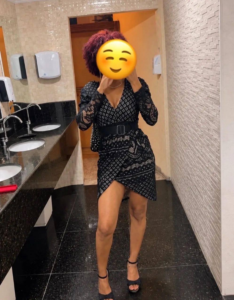 Vestido curto preto