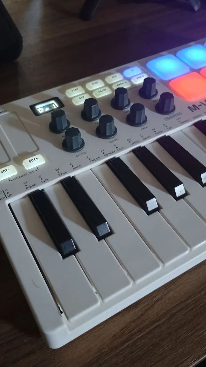 Teclado controlador SMK25 MVAVE - Instrumentos musicais - Anchieta