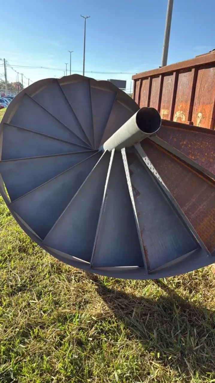 Escada Caracol 2.9m degraus com 90cm - Foto 4