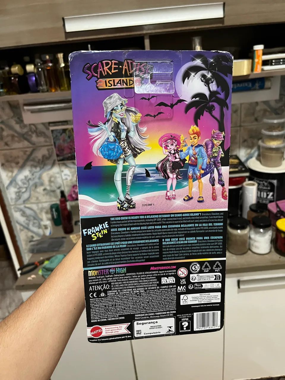 Boneca Frankie Stein Monster High Scare-Adise Island - Foto 3