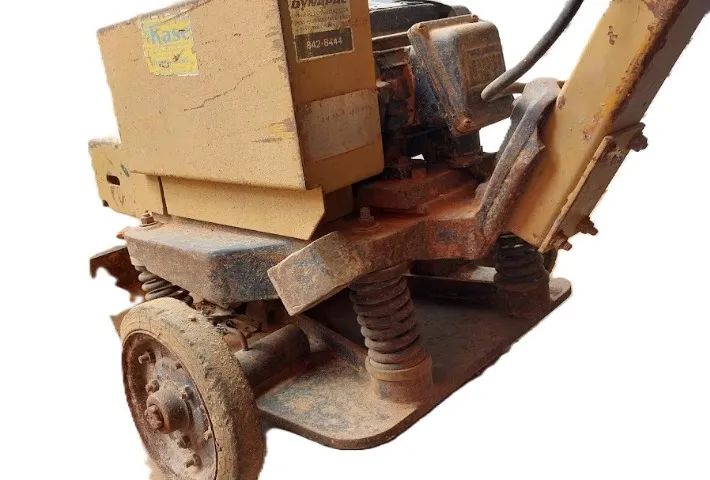 COMPACTADOR DE PLACA ELÉTRICO 220V DYNAPAC