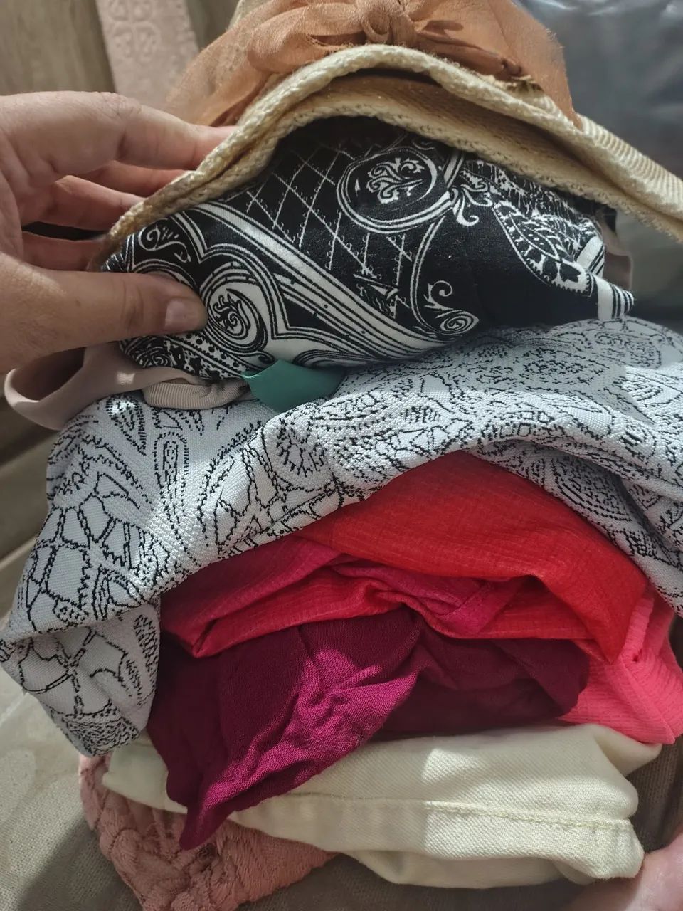 Lote de roupas e sapatos - Foto 5