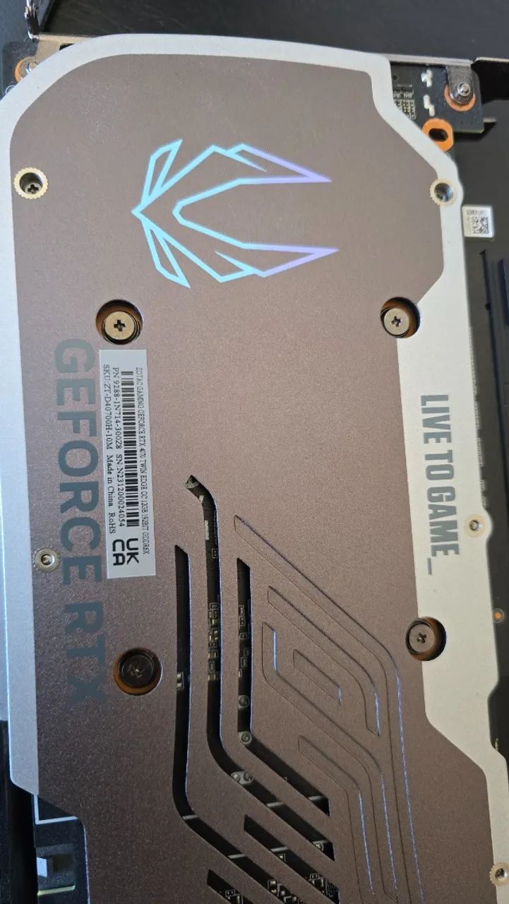 emTek GeForce RTX 4070 部品取り用 RTX 4070 - Peças de Hardware - São Francisco, Bento Gonçalves