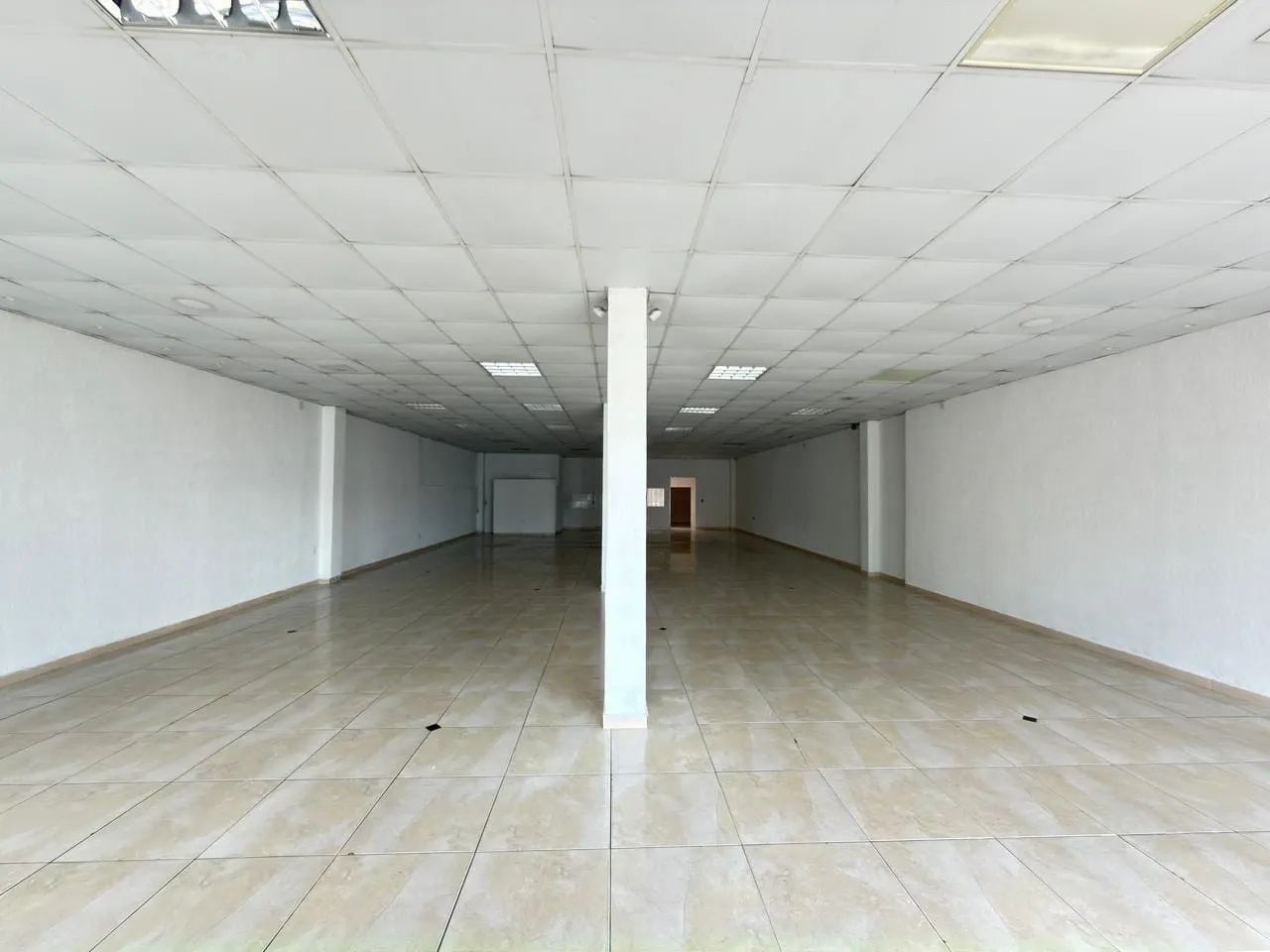 Comercial na Av. Visconde de Mauá, Oficinas, Ponta Grossa - Foto 4
