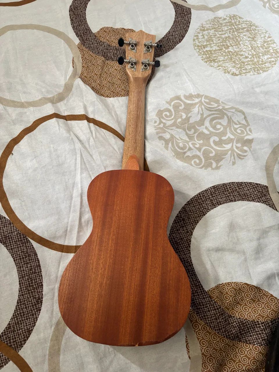 Ukulele com capa e contraste  - Foto 2