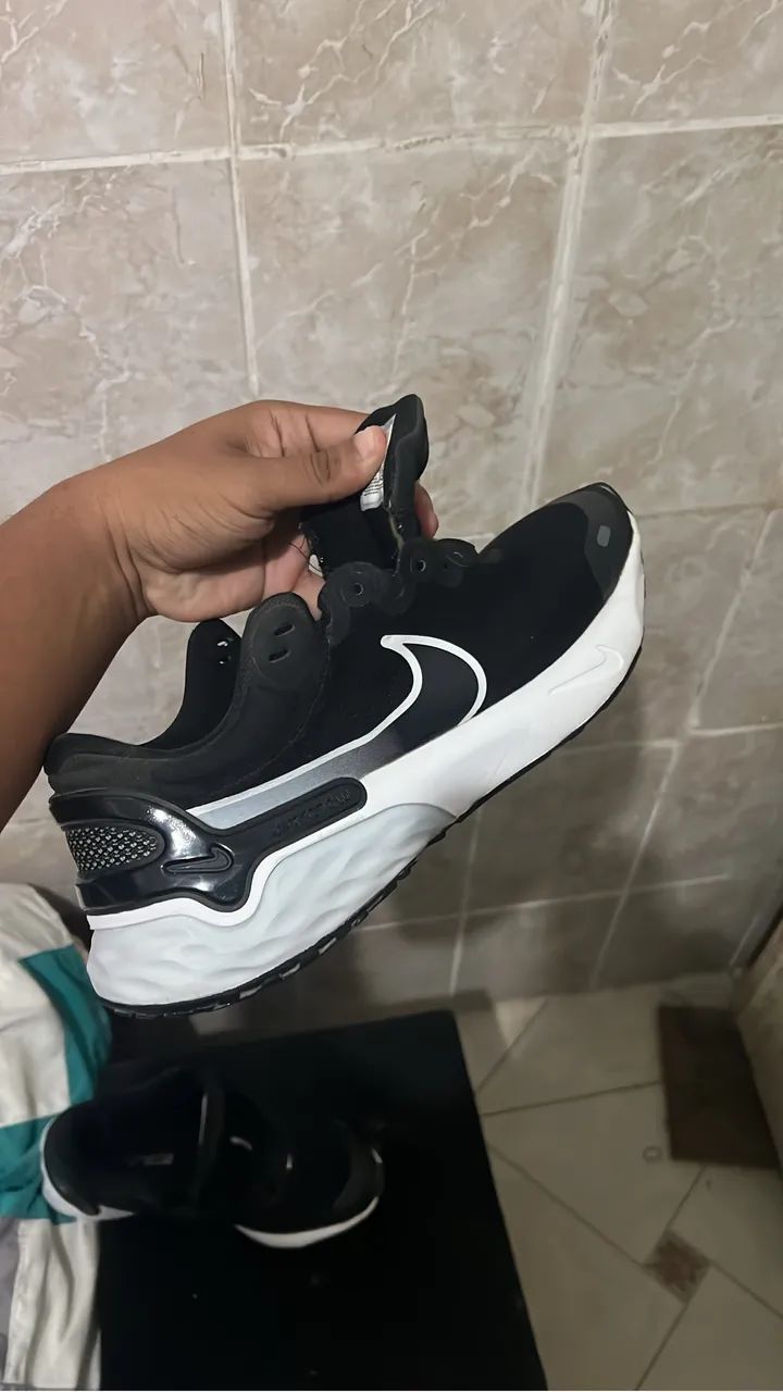 TÊNIS NIKE RENEW NOVO 