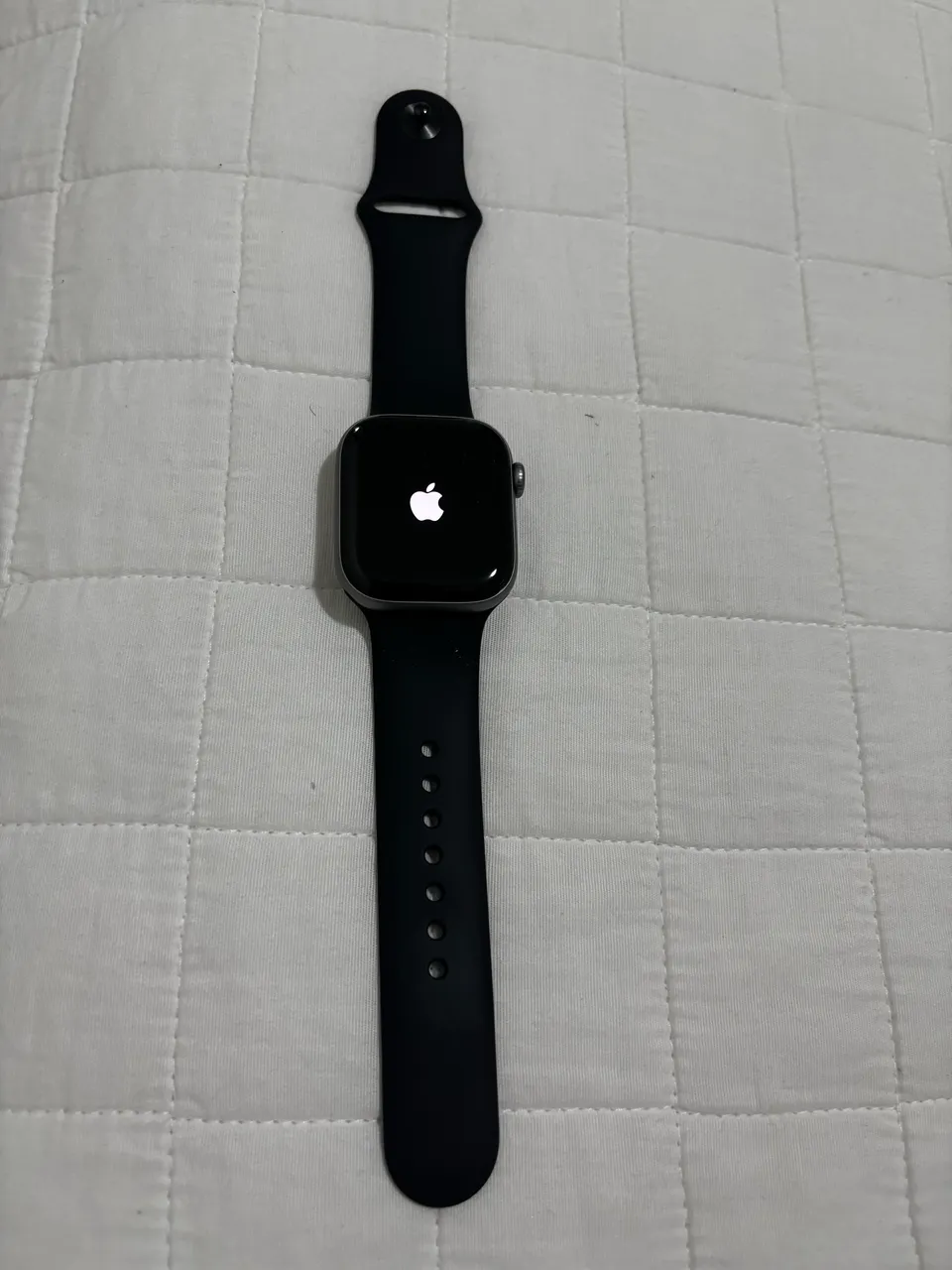 Relógio smartwatch, pulseira laranja é cinza, as vezes dá problema