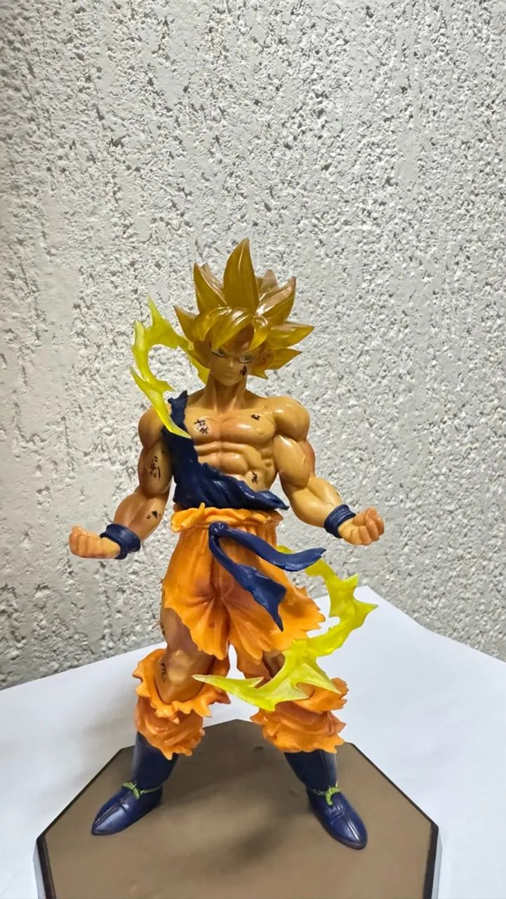 Action Figure Goku SSJ - 17cm - PVC - Foto 2