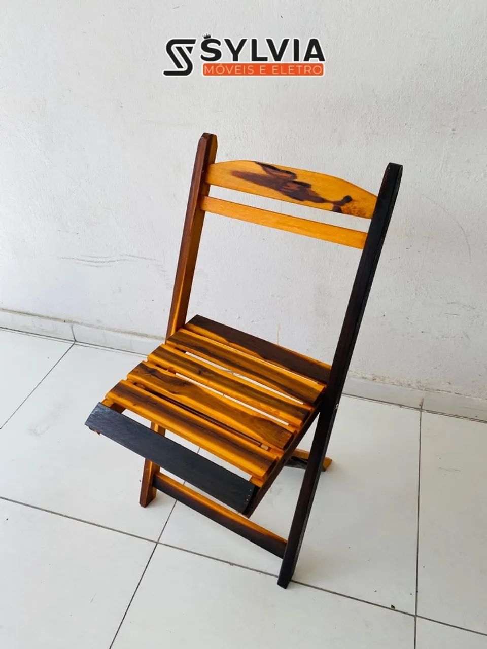 Cadeiras dobráveis envernizadas  - Foto 2