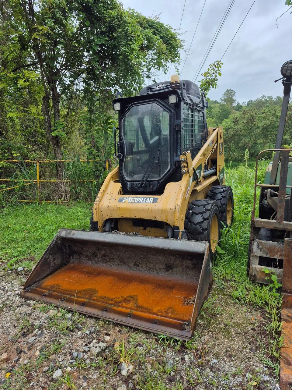 Mini carregadeira (bobcat) - Foto 3