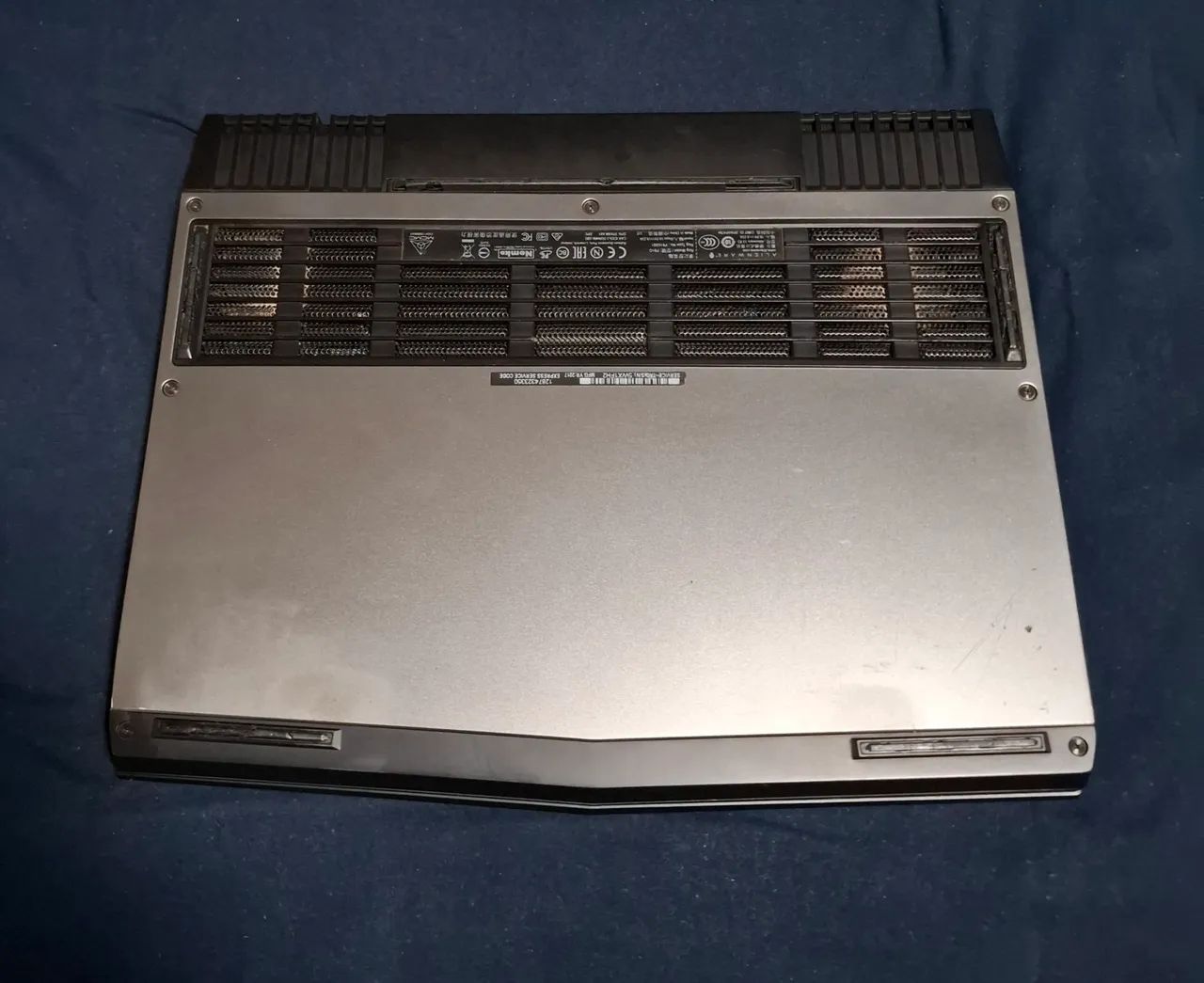 Notebook Dell Alienware 13 R3 (i7) - Foto 2