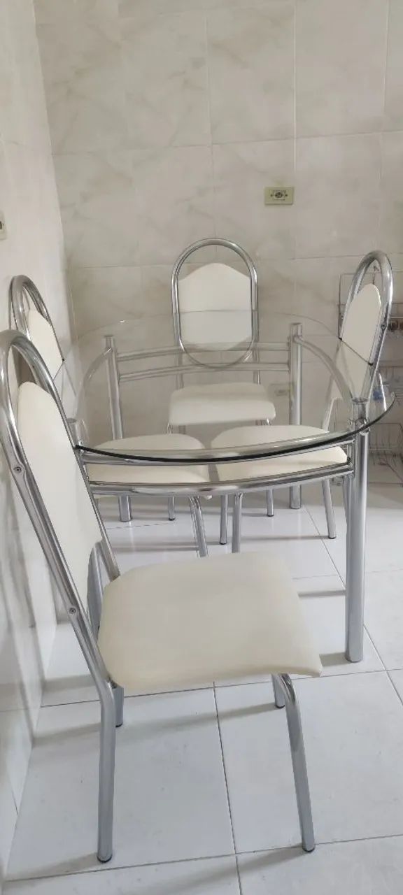 Conjunto mesa e cadeiras cromada 