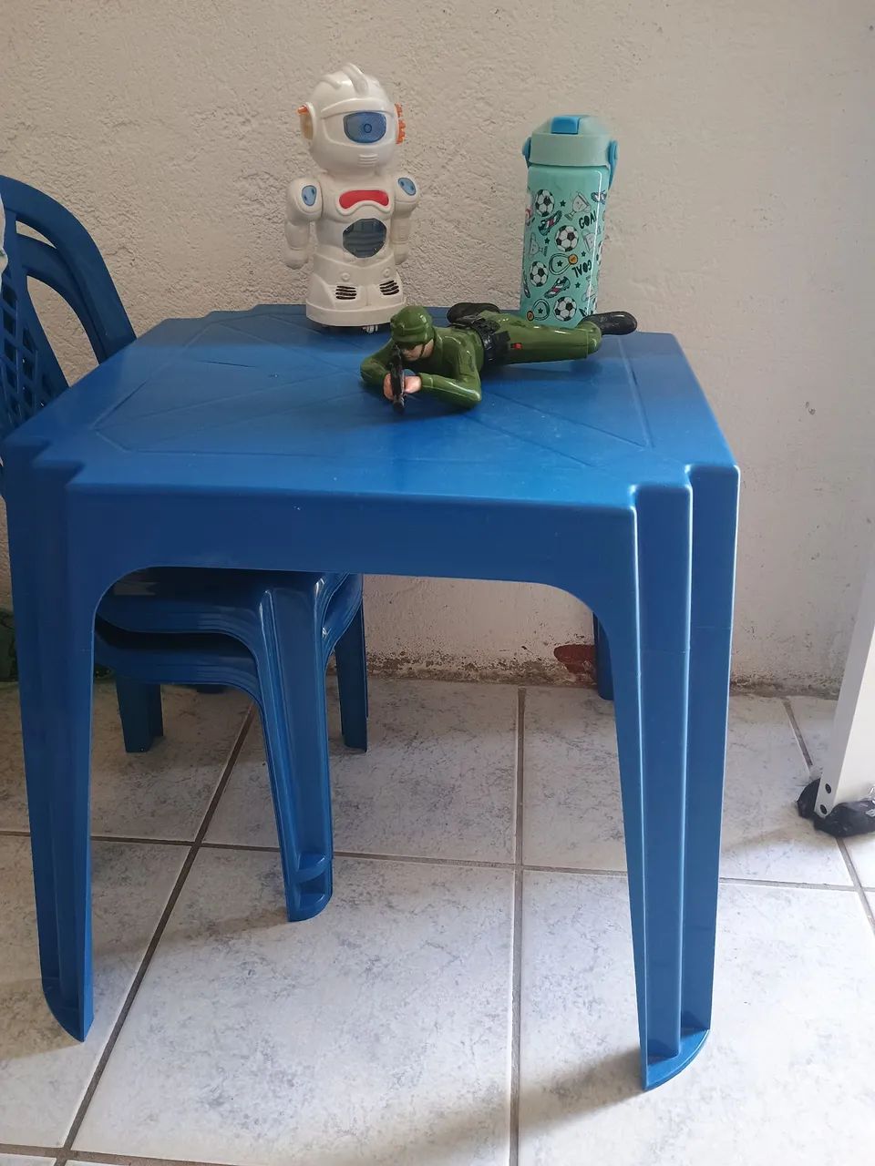 Mesa azul infantil  - Foto 4