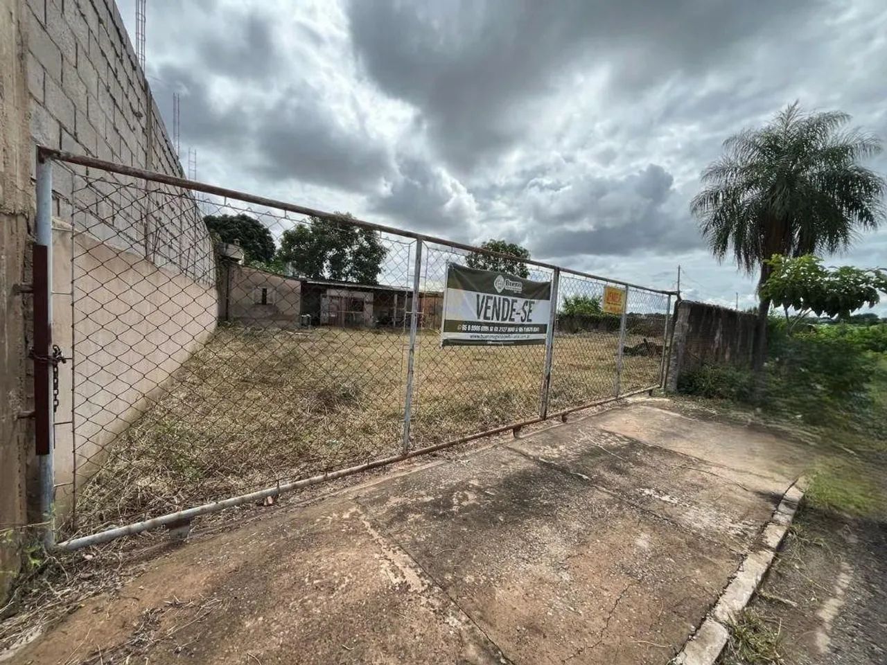 TERRENO - VENDA - Centro - Várzea Grande/MT
