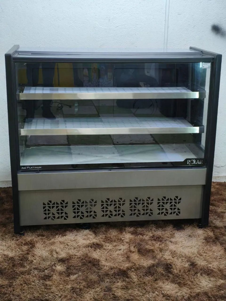 Balcão Expositor Refrigerado Polar Platinum