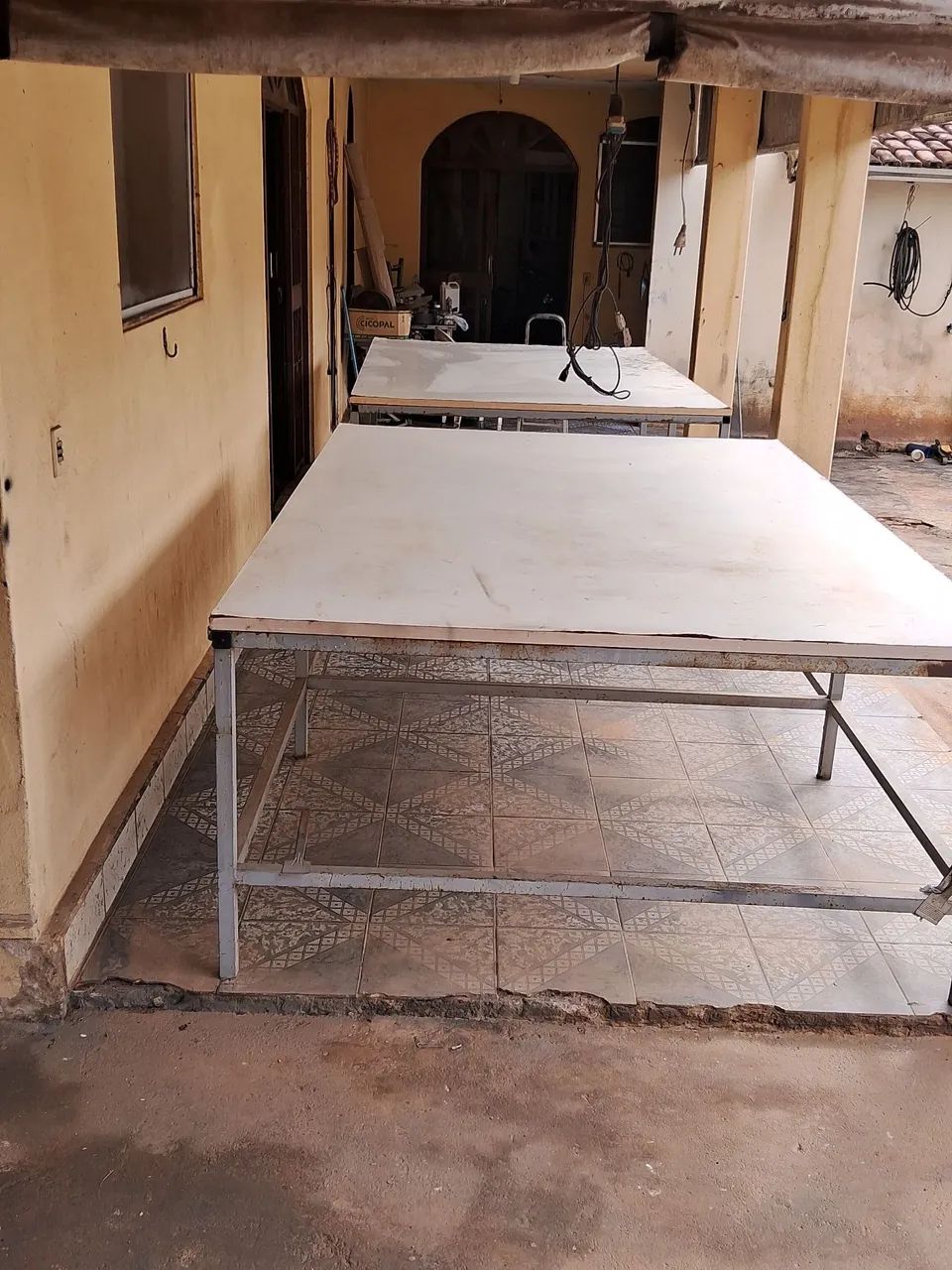 Mesa de corte tecidos. 