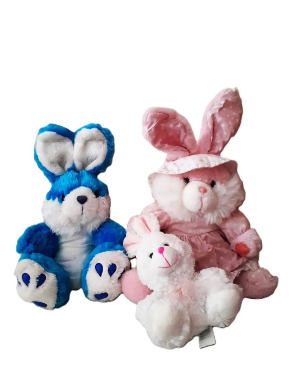 lote com 3 coelhinhos de pelúcia