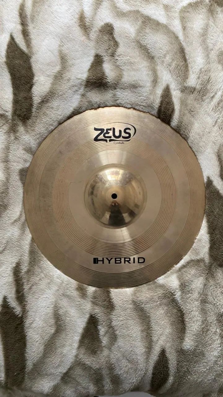 メトリウス PRATOS ZEUS HYBRID 17, STAGG SH MEDIUM 20 - Instrumentos musicais