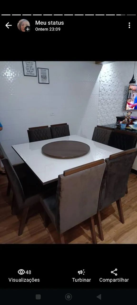 Vendo mesa tampo de vidro com 8 cadeiras