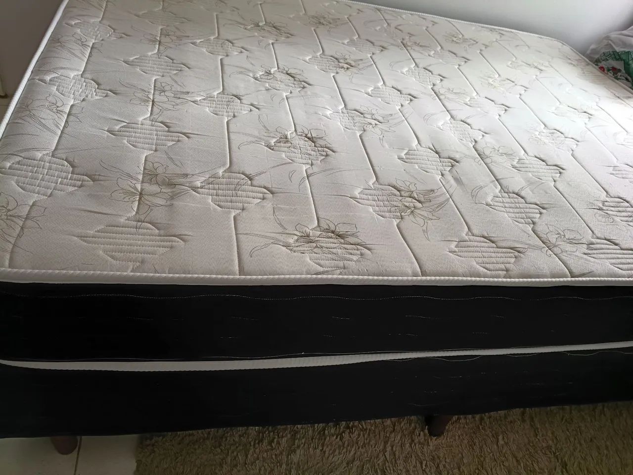Cama box e colchão seminovos - Foto 4