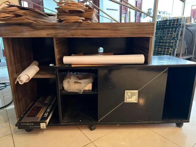 Móvel de TV / Rack de Sala com Rodízios - Excelente Preço - Foto 2