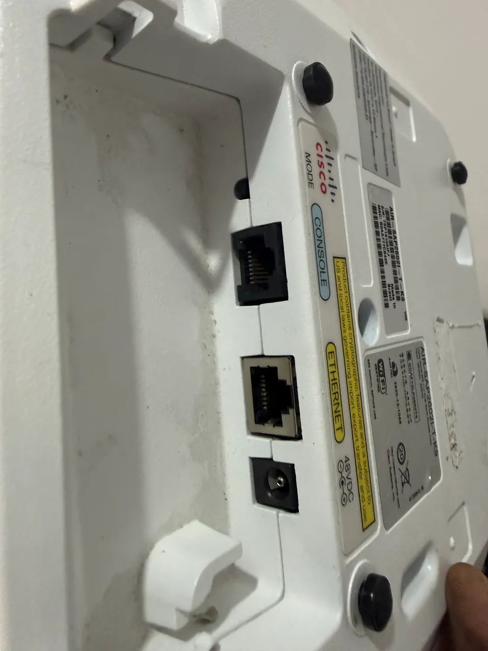 Access Point Cisco modelo AIR-SAP2602I-T-K9 - Foto 3