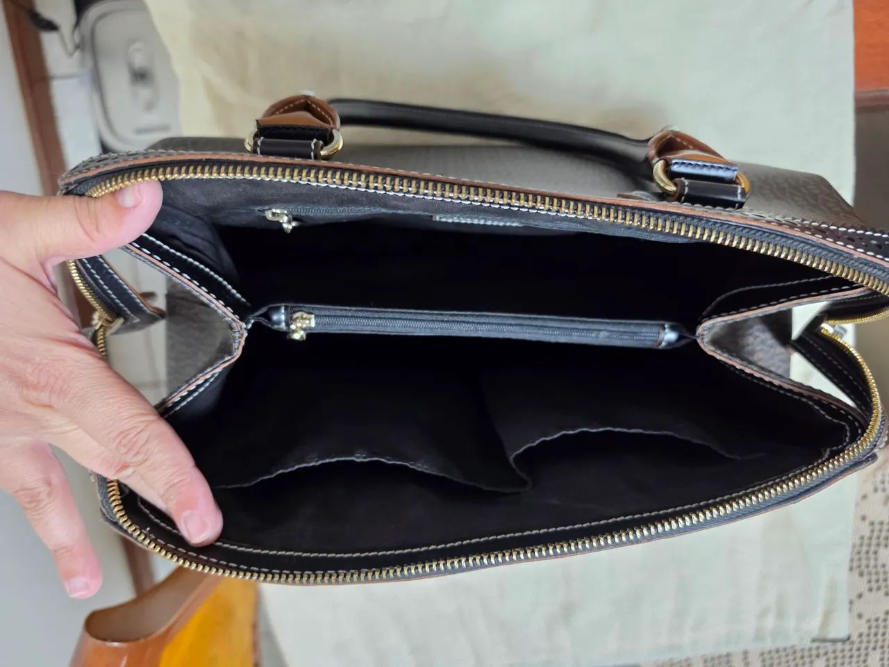 Bolsa Victor Hugo, original nova e nunca usada - Foto 4