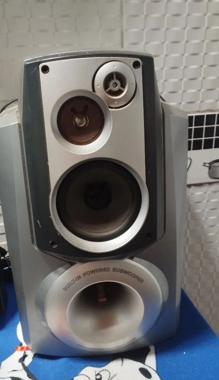 Caixas Aiwa f959 com led - Foto 2